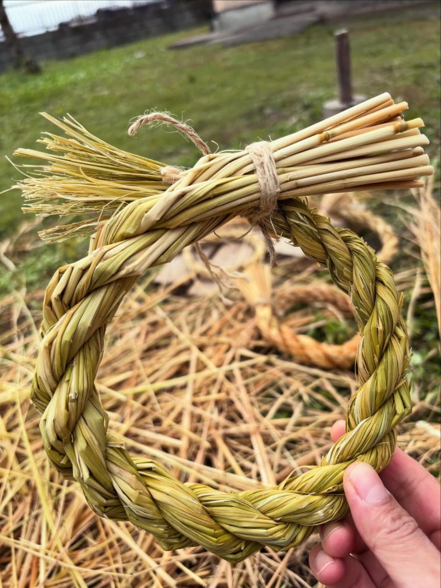 🌾今年里山の田んぼで刈り取った稲藁で・・・